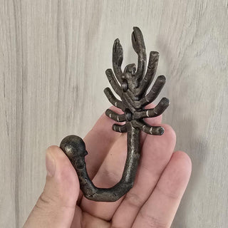 Scorpion-shaped wall hook. Iron Hook, Metal Hook, Kitchen Hook, Hallway Hooks, Robe Hook