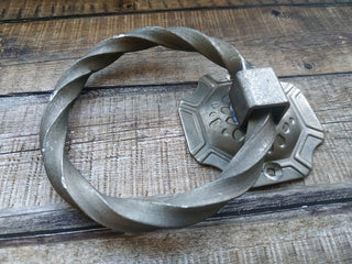 Metal Handle, Wrought Iron Handle, Hand Forged Handle, Door Handle, Barn Door Handle, Door Decor, Wrought Hardware, Door Furniture