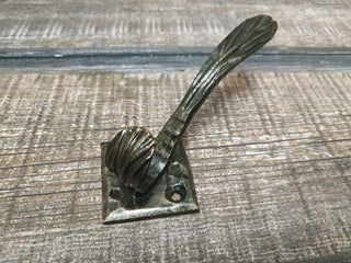 Handmade Iron Leaf Hook Set: Forged Coat Hangers, Robe Hooks