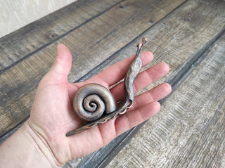 Handmade Forged Iron Snail Sculpture: Metal Animal Art Decor