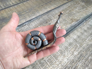 Handmade Forged Iron Snail Sculpture: Metal Animal Art Decor