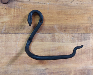 Wrought Iron Snake Toilet Paper Holder: Black Metal Wall Decor