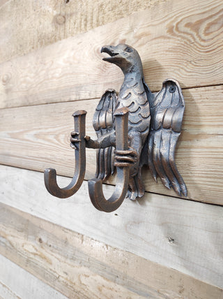 Handmade Forged Eagle Double Wall Hook: Metal Clothes Hanger