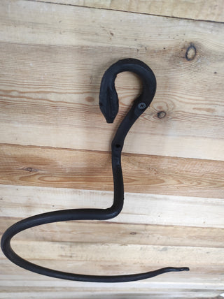 Towel rack snake, towel ring, towel holder, bathroom towel bar, black wall mounted towel holder, metal towel holder, wrought iron rack