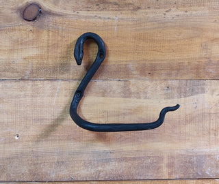 Wrought Iron Snake Toilet Paper Holder: Black Metal Wall Decor