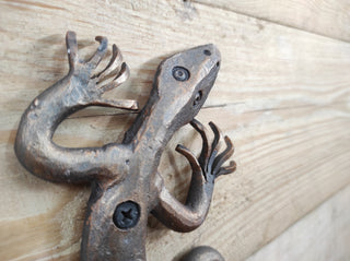 Handmade Forged Lizard Wall Hook: Metal Clothes Hook