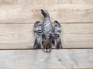 Handmade Forged Eagle Double Wall Hook: Metal Clothes Hanger