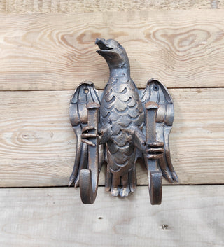 Handmade Forged Eagle Double Wall Hook: Metal Clothes Hanger