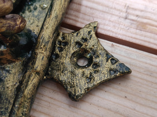 Hand Forged Daisy Flower Door Handle - Metal Floral Decor