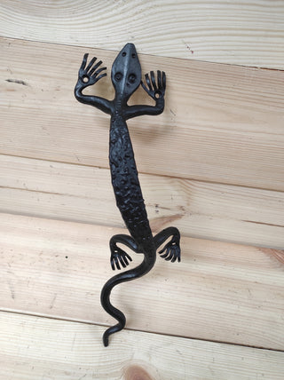 Lizard door handle, door pull, metal handle, barn door handle, hand forged handle