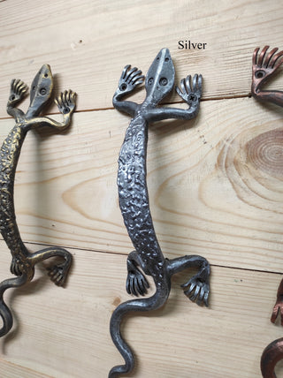 Lizard door handle, door pull, metal handle, barn door handle, hand forged handle