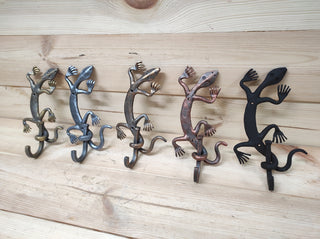 Handmade Forged Lizard Wall Hook: Metal Clothes Hook