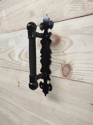 Hand Forged Barn Door Handle: Rustic Medieval Gate Hardware
