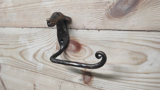 Wrought Iron Dog Toilet Paper Holder: Unique Bathroom Decor