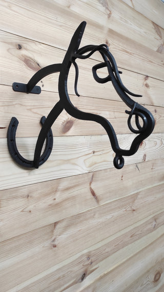 Handmade Horse Plant Hanger: Black Iron Horseshoe Bracket