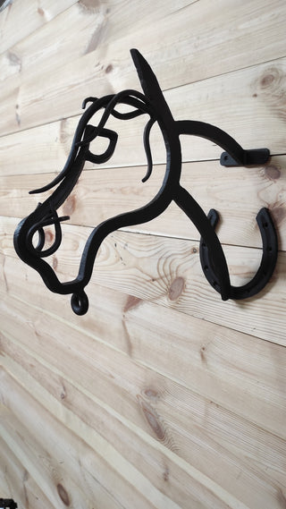 Handmade Horse Plant Hanger: Black Iron Horseshoe Bracket