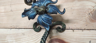 Flower Door Handle: Wrought Iron Barn Door Decor