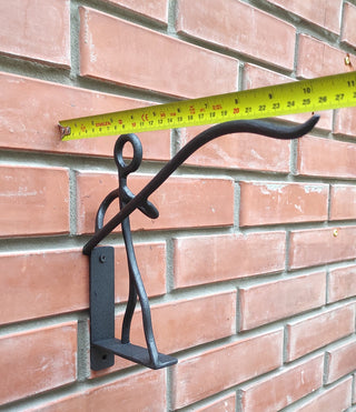 Plant Hangers Metal bracket for hanging pots in minimalist style