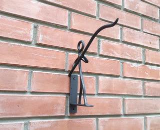 Plant Hangers Metal bracket for hanging pots in minimalist style