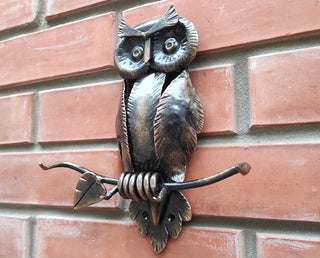 Handmade Iron Owl Key Holder: Rustic Wall Decor, Key Hooks
