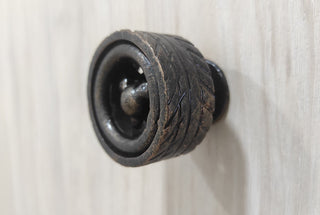 Handmade Tire-Shaped Metal Knob: Car-Themed Decor