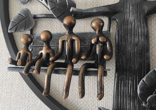 Hand Forged Family Tree Metal Photo Frame: Personalized Home Decor