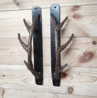 Handcrafted Iron Antler Door Handle: Rustic Barn Door Decor