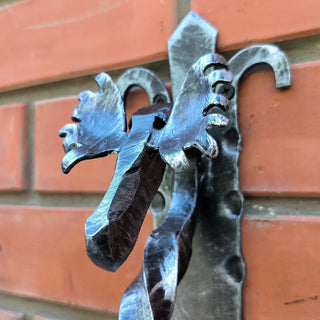 Metal Moose Door Handle: Sturdy Barn Door Pull
