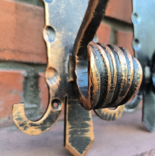 Metal Moose Door Handle: Sturdy Barn Door Pull