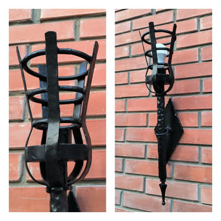 Handmade Forged Steel Wall Sconce: Medieval Torch Light