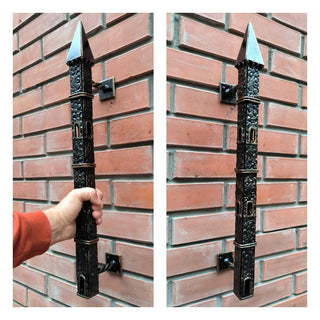 Hand Forged Iron Castle Door Handle: Medieval Style