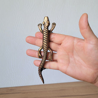 Handmade Lizard Door Knob: Metal Cabinet Drawer Handle