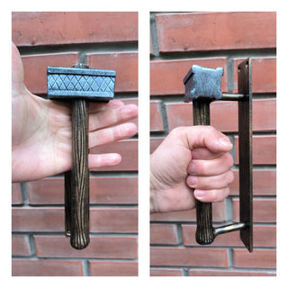Forged Iron Hammer Door Handle: Metal Gate/Barn Door Pull