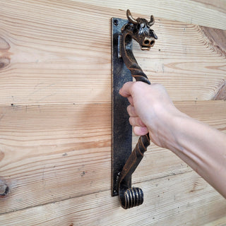 Hand-Forged Wrought Iron Cow Head Door Handle Barn Door Pull Farmhouse Decor Rustic Animal Handle for Cabin, Barn, or Shed