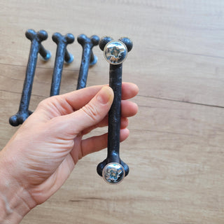 Forged Bone Door Handle: Black Metal Cabinet Drawer Pull (silver)
