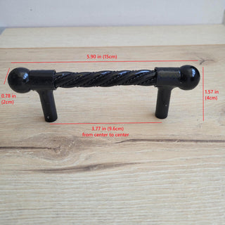 Twisted Iron Cabinet Handle – Black Metal Drawer Pull for Rustic Furniture