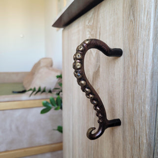 Octopus Tentacle Handle – Nautical Cabinet Pull, Bronze Color Finish