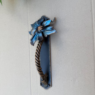 Rustic Flower Door Pull